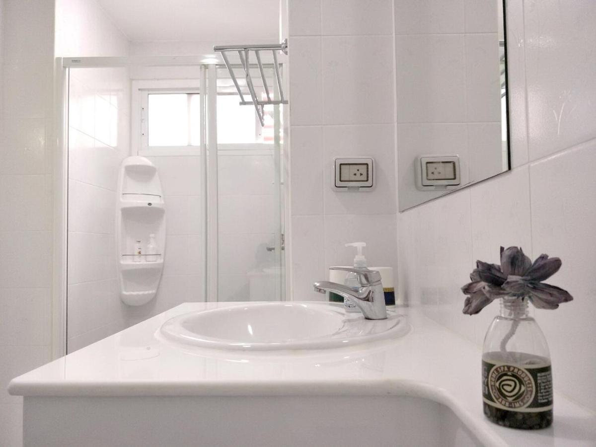 Charming Resident At Ekkamai From Studio Unit Up To 2 Bedroom Apartment Банкок Екстериор снимка